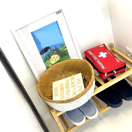 Tiny Cinema Loft - Milan's Smallest Apartamento *