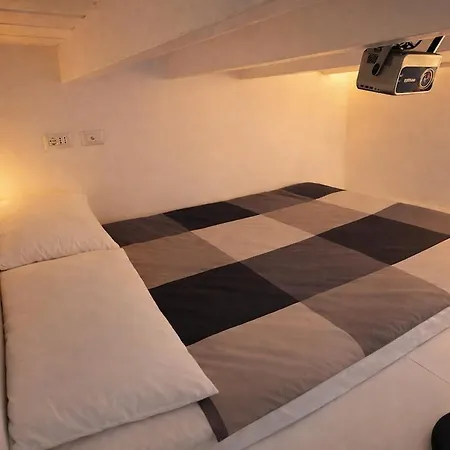 Apartment Tiny Cinema Loft - Milan's Smallest
