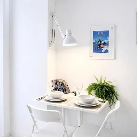 Tiny Cinema Loft - Milan's Smallest Appartamento *