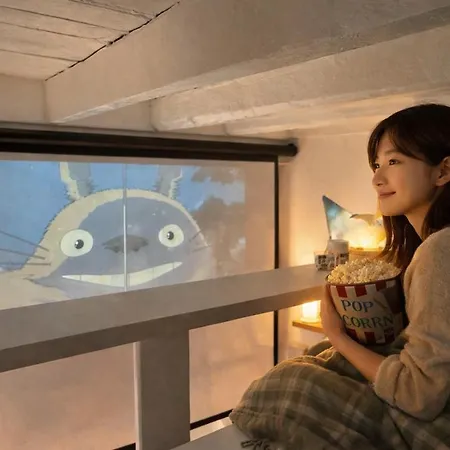 Apartamento Tiny Cinema Loft - Milan's Smallest *